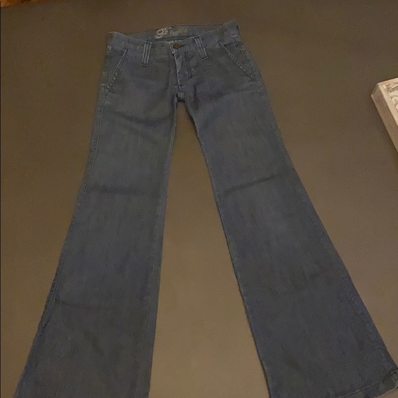 Frankie B. Jeans - Picture 2 of 4